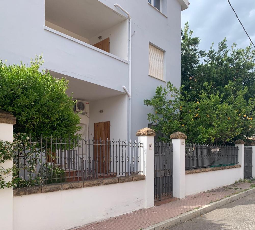 Casa Calmedia Apartment Боза Екстериор снимка