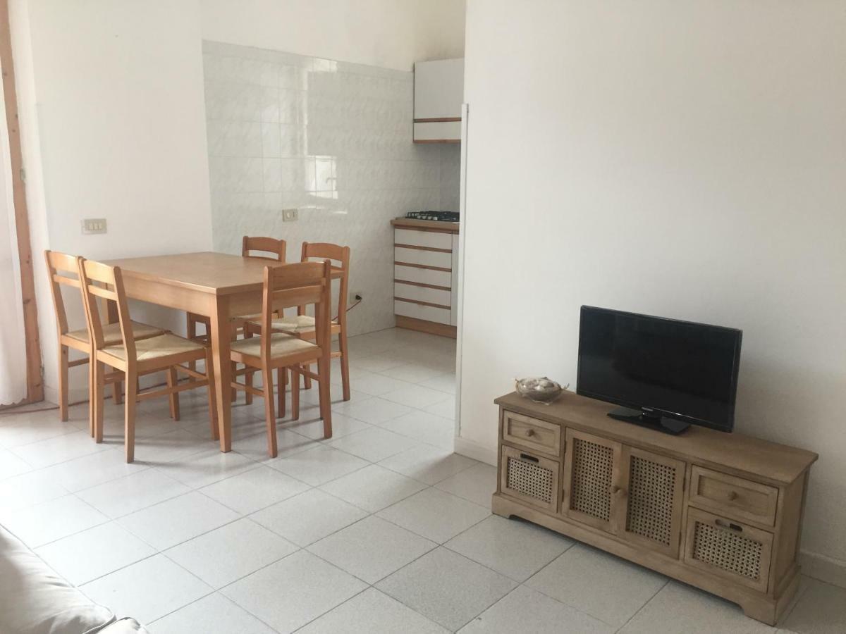 Casa Calmedia Apartment Боза Екстериор снимка
